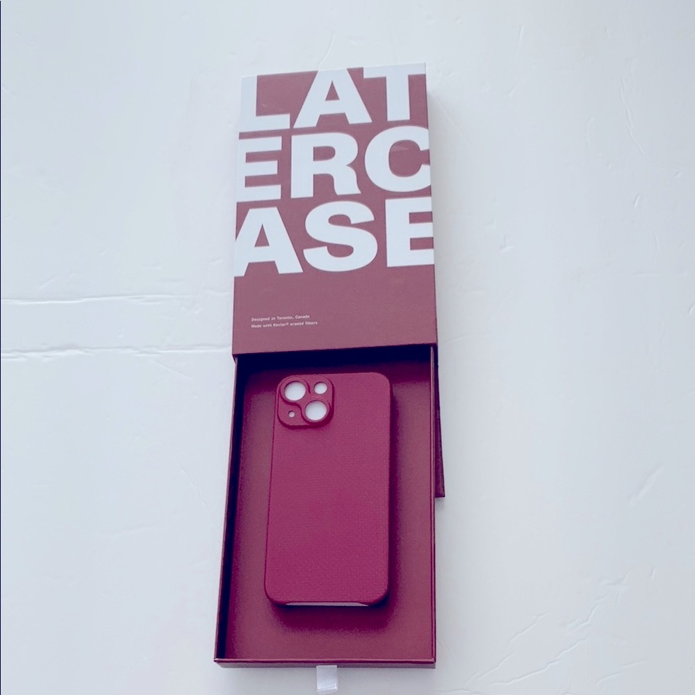 Latercase iPhone 14 Plus Case Crimson  Durable Thin Phone Case 0.6mm Aramid Fibe